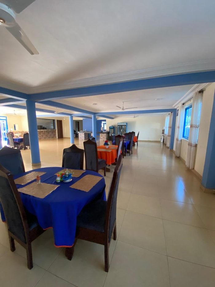 The Hillside Restaurant and Bar at Blue Hill Hotel